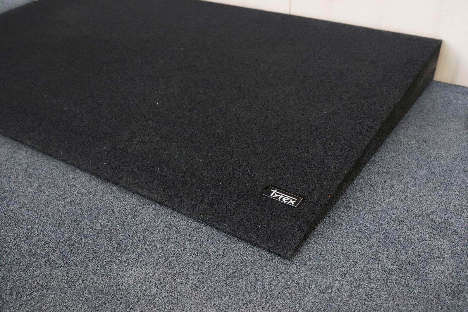 Tyrex Rubber Threshold Ramp 1:10, 30 x 300 x 900 mm, Black - Image 2