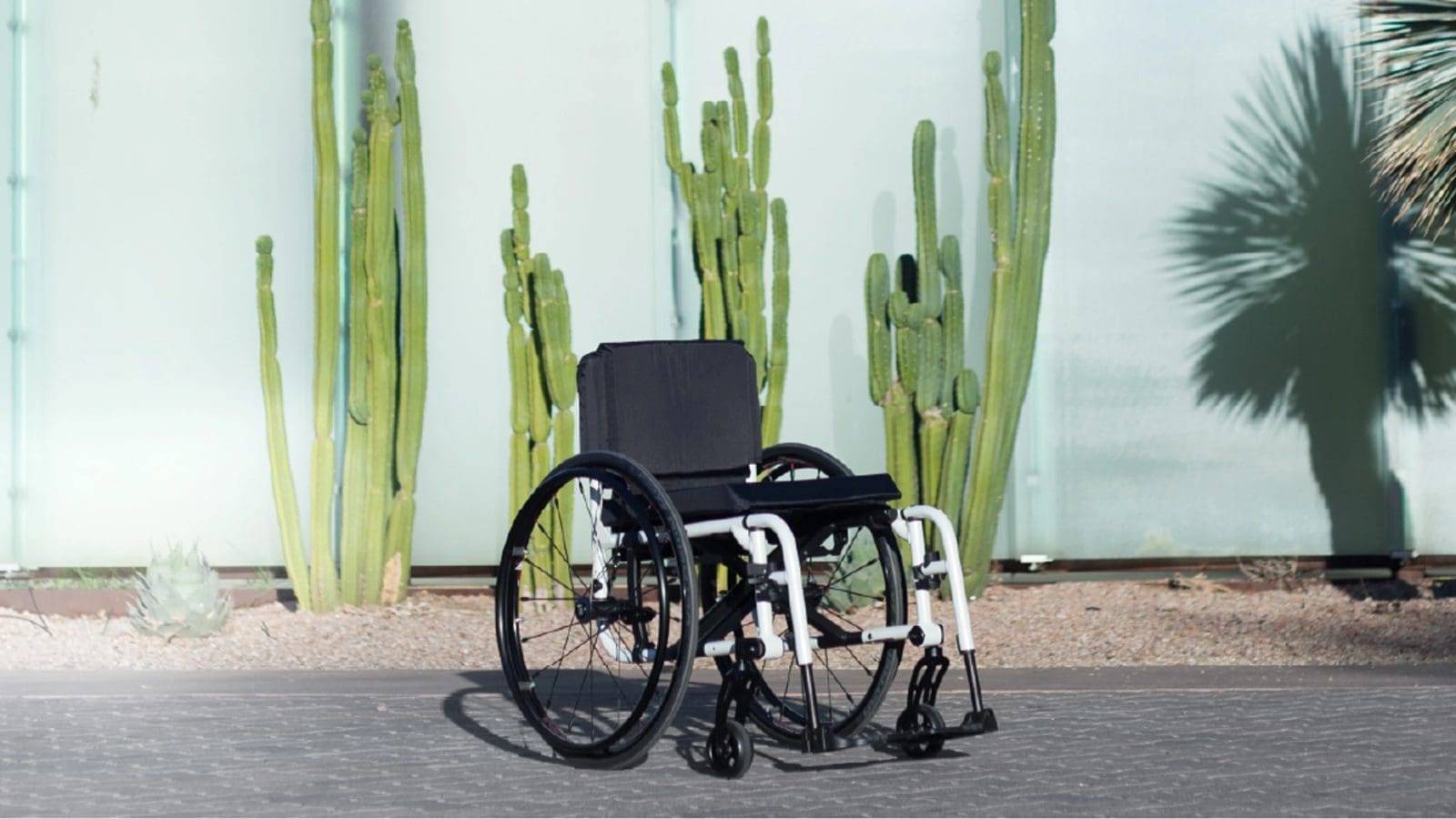 TiLite Aero X Folding Wheelchair - Image 3